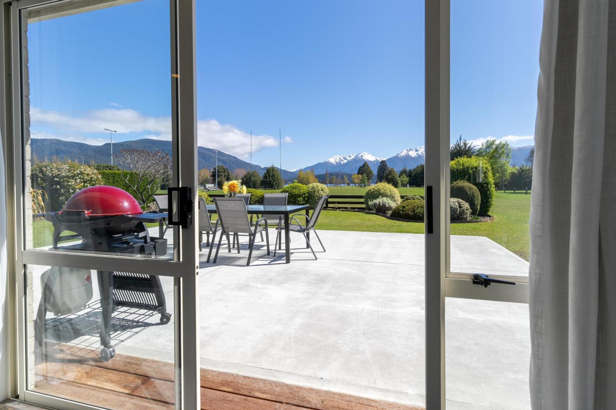 Kepler Retreat - Te Anau Holiday Home Exterior foto